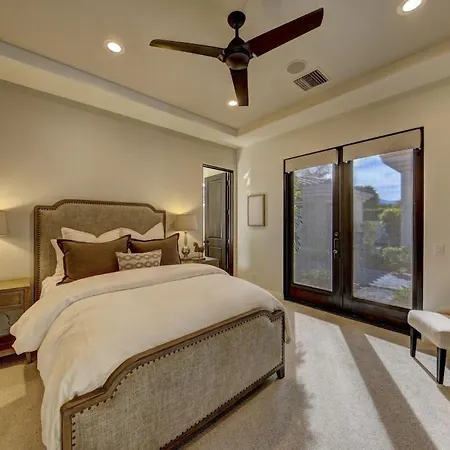 Villa Lago - Luxe Infinity Edge Pool, Mountain & Lake Views #065943 4Br